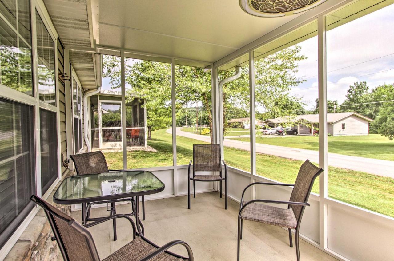Home With Community Pool - 2 Miles To The Island! Pigeon Forge Buitenkant foto